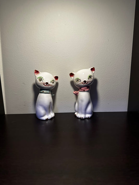 Vintage Japanese Cat Salt and Pepper Shakers